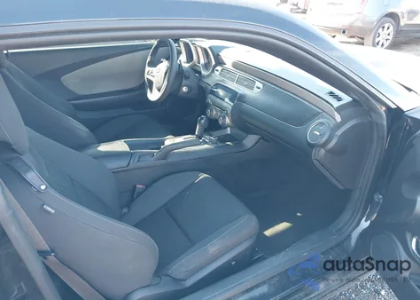 2014 Chevrolet Camaro 2Ls из США, поврежденный, VIN 2G1FA1E37E9128192